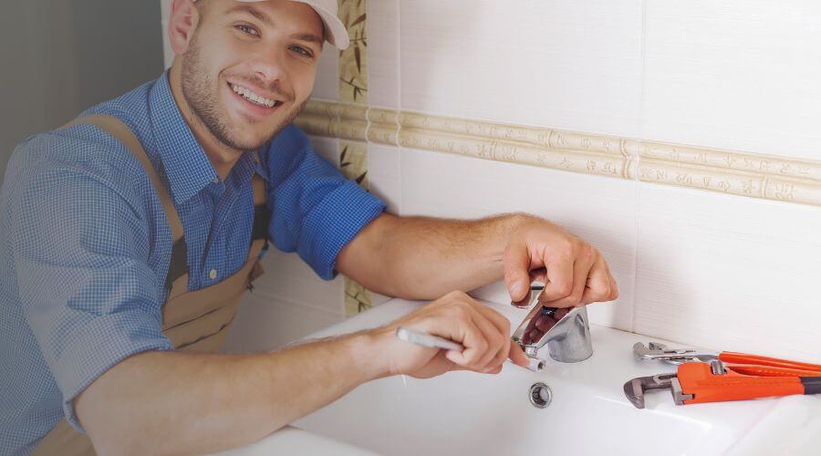 Handle or spout repair in Huntersville, NC
